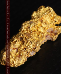 8.19gの複雑で多彩な表面の縦長の自然金-G0447-14