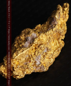 8.19gの複雑で多彩な表面の縦長の自然金-G0447-9