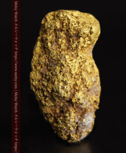 2.03gのお茶目な石英のワンポイントが面白い自然金-G0449-1