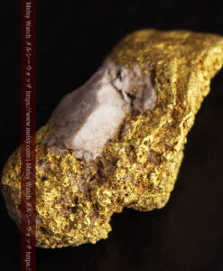 2.03gのお茶目な石英のワンポイントが面白い自然金-G0449-13