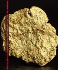 0.99gの非常に薄いやや丸い形をした自然金-G0450-2