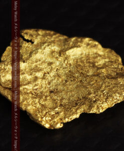 0.99gの非常に薄いやや丸い形をした自然金-G0450-6