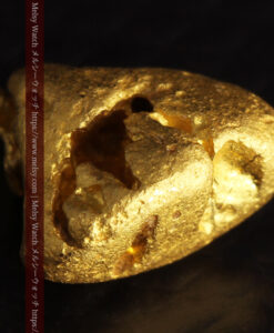 2.44gのおにぎりのようなコロコロした形の自然金-G0452-11