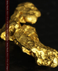 2.38gのモアイ像のような個性的な形をしている自然金-G0460-10