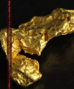 2.38gのモアイ像のような個性的な形をしている自然金-G0460-13