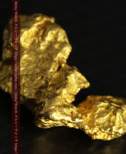 2.38gのモアイ像のような個性的な形をしている自然金-G0460-14