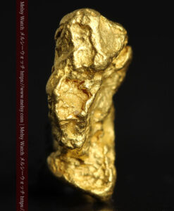 2.38gのモアイ像のような個性的な形をしている自然金-G0460-3