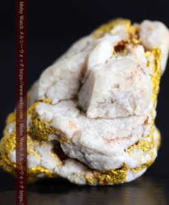 11.40gの複雑に交わる大粒の石英と自然金-G0463-7