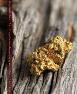 7.12gの天然ものならではの味のある形状の自然金-G0480-6