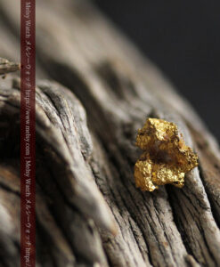 1.02gの角が立った小さな自然金-G0485-14