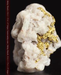 4.31gの細かな石英の連なりと特徴ある並びの自然金-G0487-5