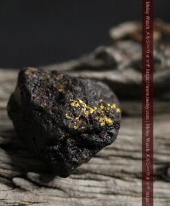 7.67gの西オーストラリア州産の特徴濃い自然金-G0490-14