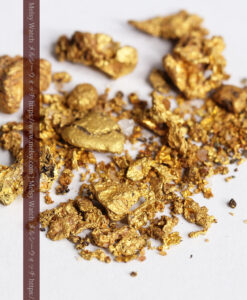 4.03gの砂金から小粒サイズまでの個人採掘家の自然金-G0492-9