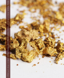 3.83gの砂金から小粒サイズまでの個人採掘家の自然金-G0494-1