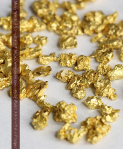 4gの小さな粒のビクトリア州産自然金-G0503-4