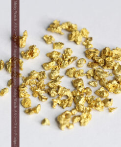 4gの小さな粒のビクトリア州産自然金-G0503-7