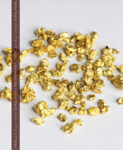 4gの小さな粒のビクトリア州産自然金-G0503-9