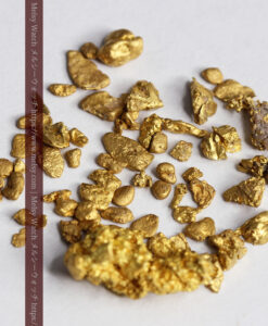 3.43gの小さな粒とやや大きめを1点含むビクトリア州産自然金-G0506-10