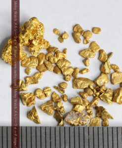 3.43gの小さな粒とやや大きめを1点含むビクトリア州産自然金-G0506-11