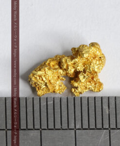 3.43gの小さな粒とやや大きめを1点含むビクトリア州産自然金-G0506-12