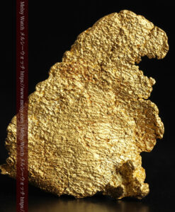 17.36gのゴジラのシルエットような特徴的な形の薄型自然金-G0507-2