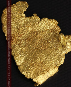 17.36gのゴジラのシルエットような特徴的な形の薄型自然金-G0507-3