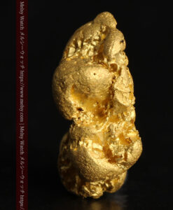 3.20gの少し丸みを帯びた縦長の面の複雑な自然金-G0511-3