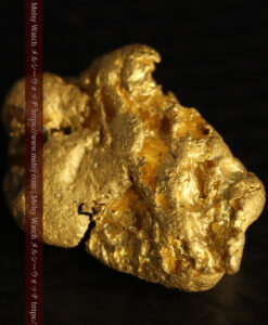 3.20gの少し丸みを帯びた縦長の面の複雑な自然金-G0511-6