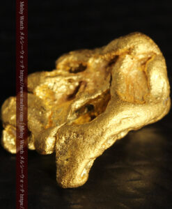 2.40gの燃え上がる炎のような形をした自然金-G0512-10