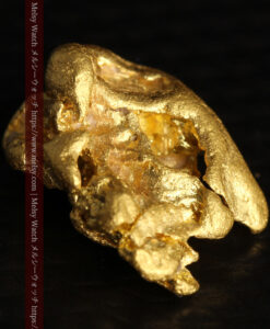 2.40gの燃え上がる炎のような形をした自然金-G0512-9