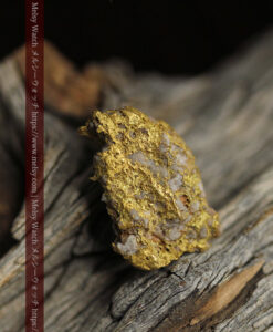 3.61gの小さな石英や金の面など複雑な組成が楽しめる自然金-G0515-14