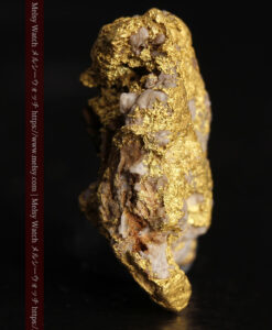 3.61gの小さな石英や金の面など複雑な組成が楽しめる自然金-G0515-3