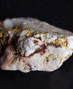 20.1gのはっきりと金の流れが見える大粒の石英の中の自然金-G0523-11