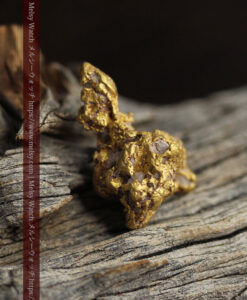 6.79gの先が伸びた特徴のある形の自然金-G0525-13