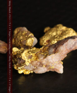 2.94gの４点の小さなクイーンズランド州産自然金-G0529-7