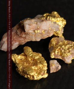 2.94gの４点の小さなクイーンズランド州産自然金-G0529-9
