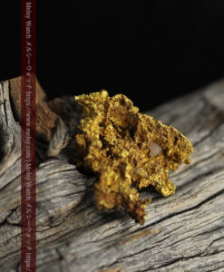 8.48gの荒々しい凹凸が魅力の西オーストラリア州産の大きめの自然金-G0535-14