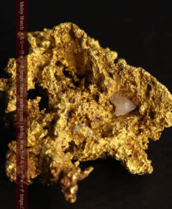 8.48gの荒々しい凹凸が魅力の西オーストラリア州産の大きめの自然金-G0535-8