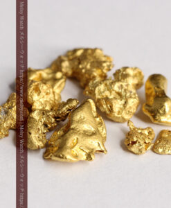 4.57gのビクトリア州産の1g弱1点を含む小粒自然金11点-G0540-9