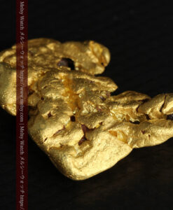 17.75gのウサギ・ワニのような形の重みある詰まった自然金-G0543-16