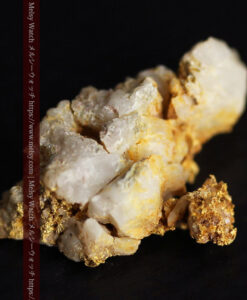 1.9gの切り立つような荒い石英の並びが面白い自然金-G0564-9