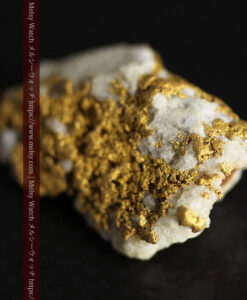 3.9gの色味や形・石の入り方などが素晴らしい自然金-G0566-6