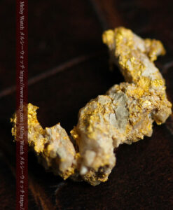 1.92gの芋虫のようなちょっと変わった形の自然金-G0567-5