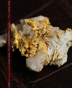 1.58gの粒の大きな石英と微細な金の結合が面白い自然金-G0570-6