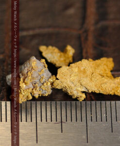 2.32gのビクトリア州Walhalla産の自然金3点-G0571-10