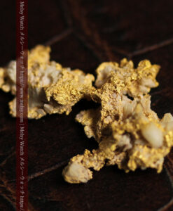 2.76gの金と石英の入り方が面白い薄くて繊細な自然金-G0572-4