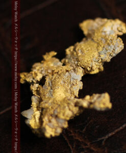 2.76gの金と石英の入り方が面白い薄くて繊細な自然金-G0572-7