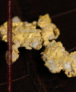 2.76gの金と石英の入り方が面白い薄くて繊細な自然金-G0572-8