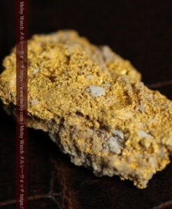 2.93gの両面で特徴の違いが楽しめる粒子の繊細な自然金-G0573-3