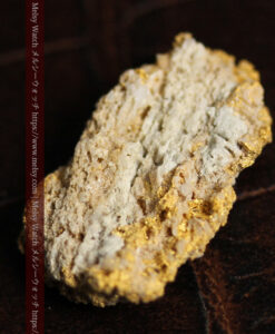 2.93gの両面で特徴の違いが楽しめる粒子の繊細な自然金-G0573-5